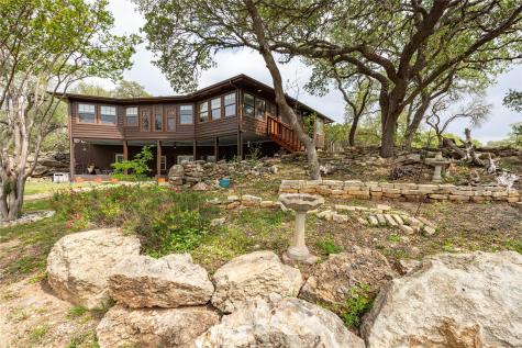 1645 Agarita Drive Fischer TX 78623