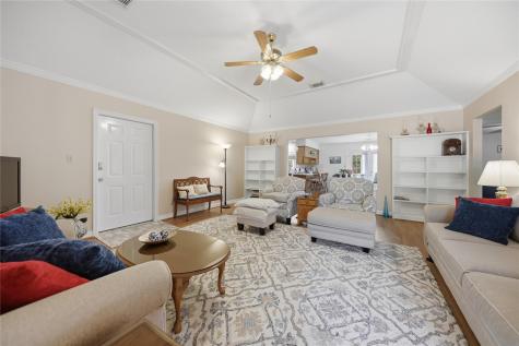319 Shady Acres Lane Brenham TX 77833