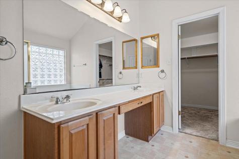 118 Wamel Way Cedar Creek TX 78612