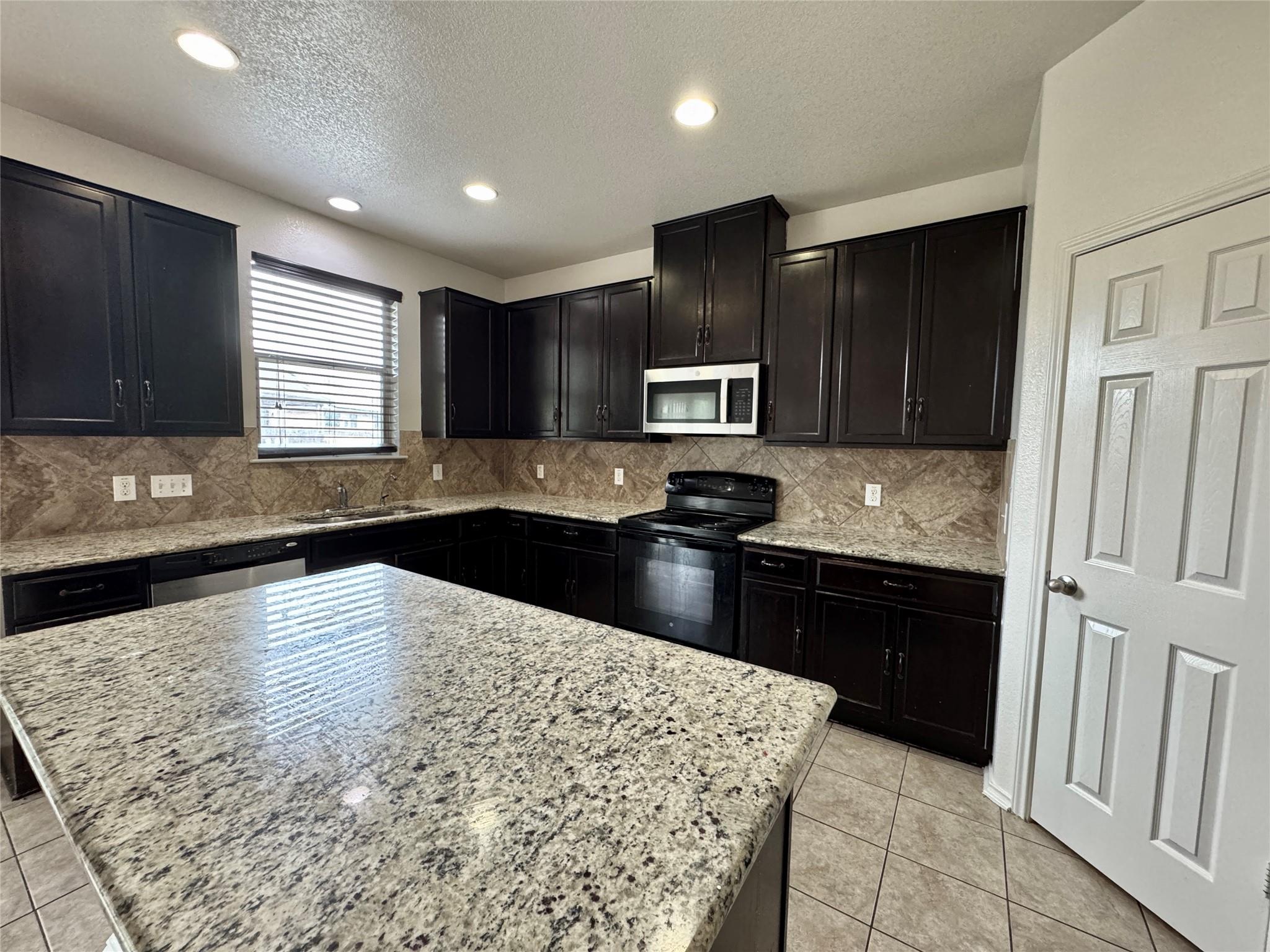 14509 Lake Victor Drive Pflugerville TX 78660