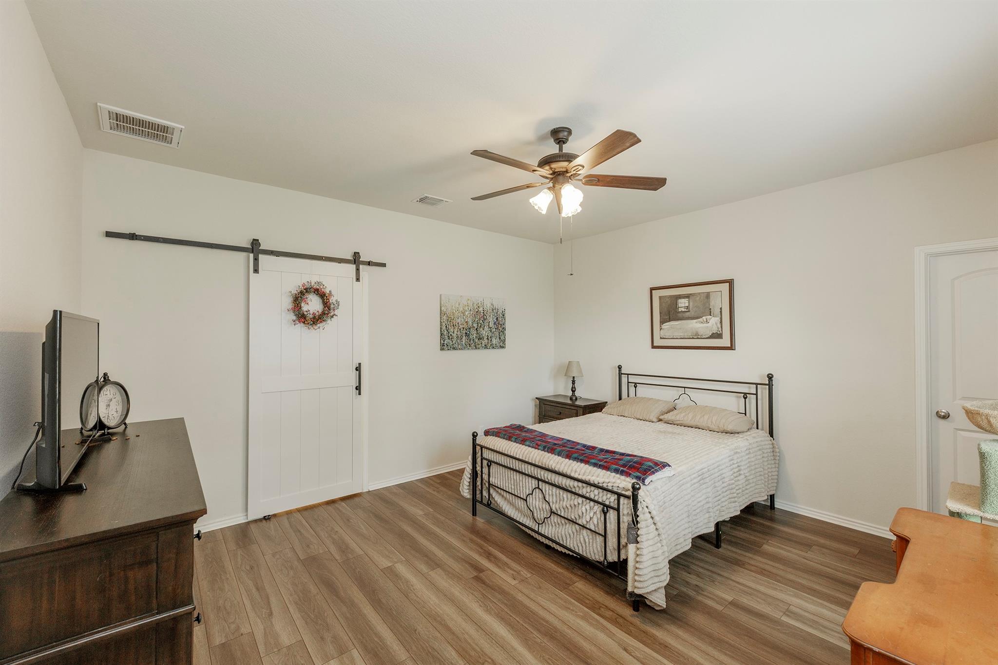 125 Janice Road Taylor TX 76574