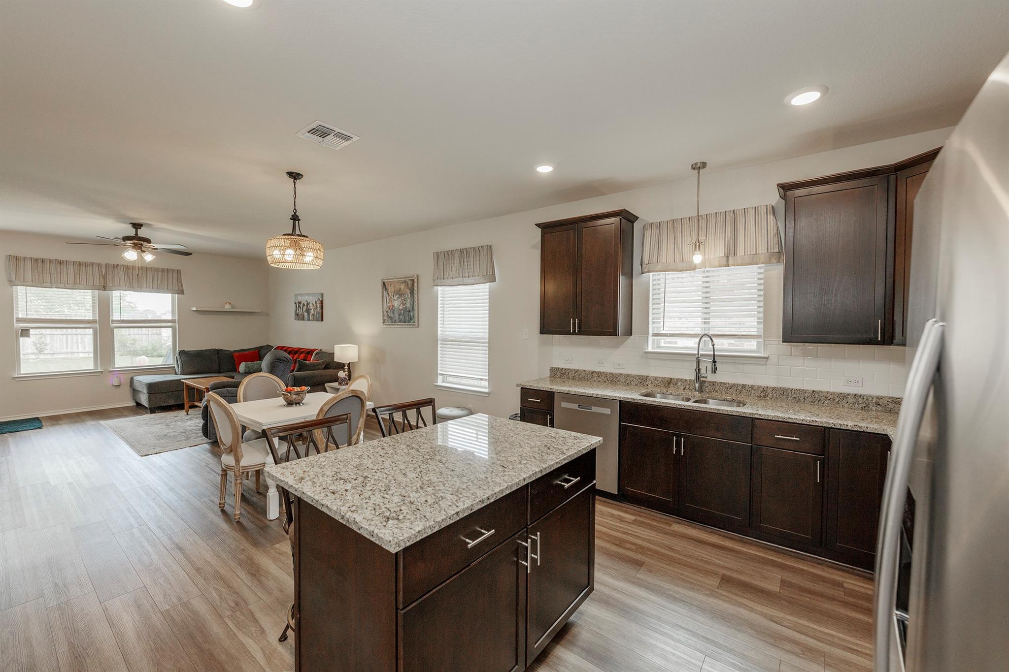 125 Janice Road Taylor TX 76574