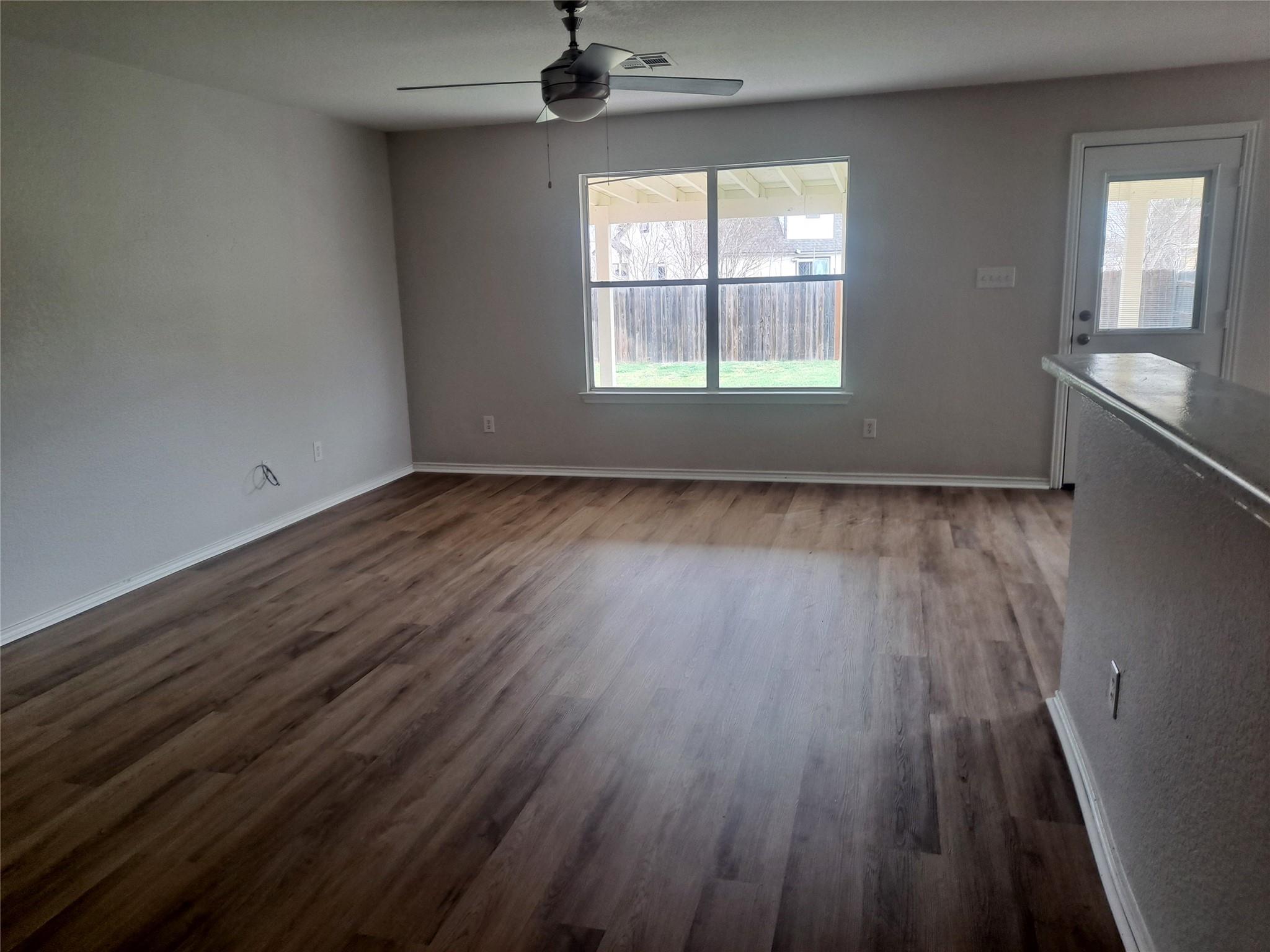 12732 Wedding Drive Manor TX 78653