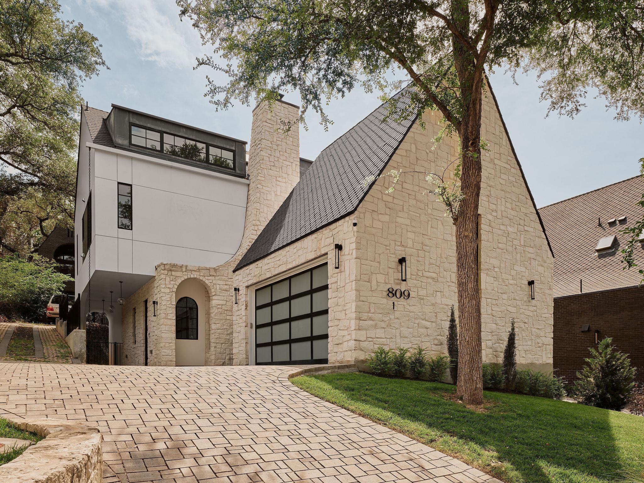 809 Mariposa Drive Austin TX 78704