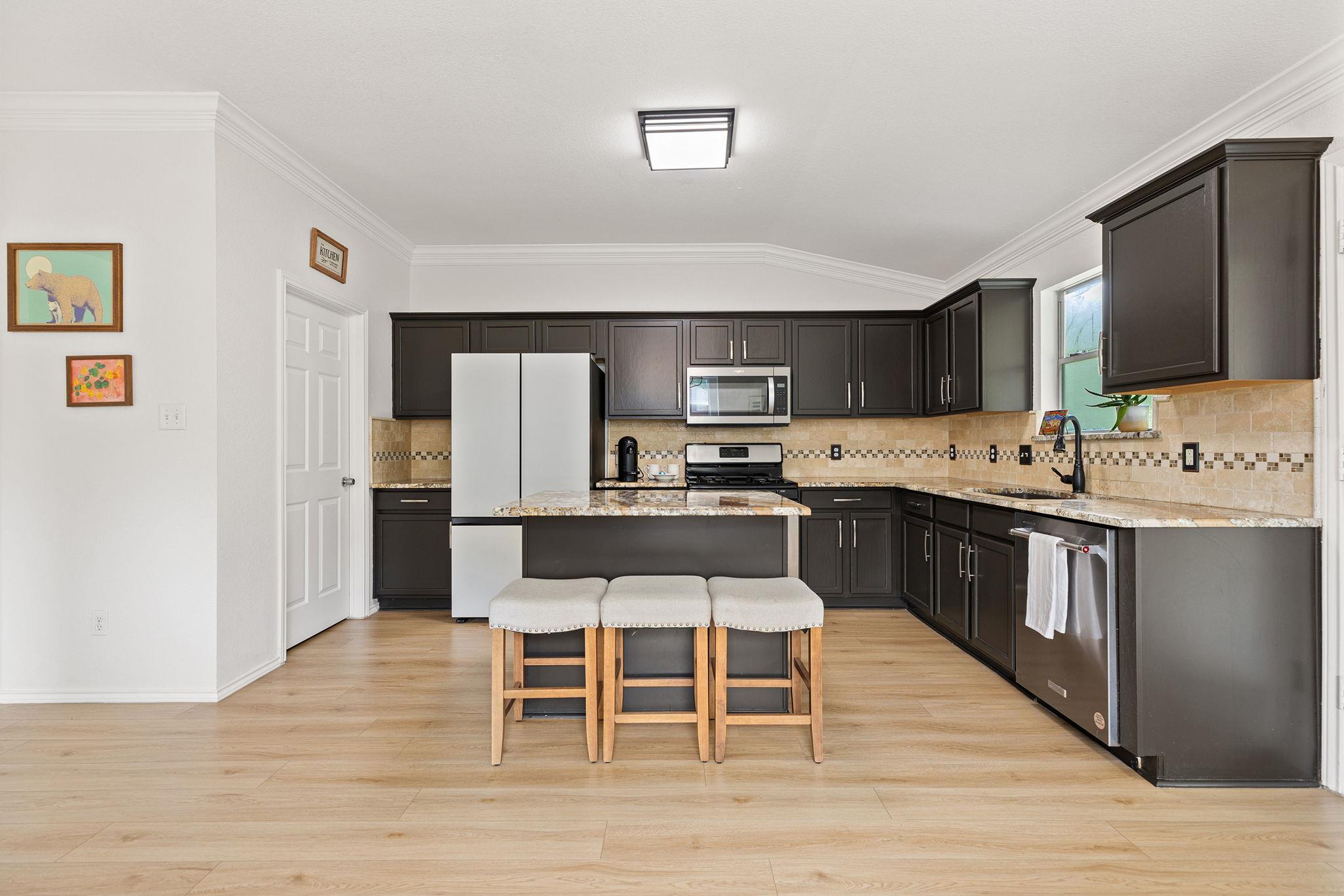 2513 Vernell Way Round Rock TX 78664