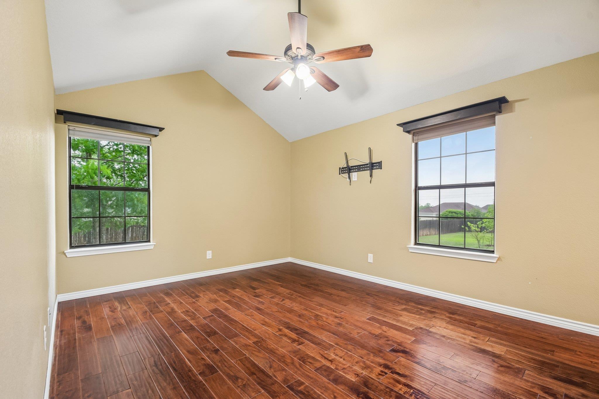 119 Hollys Way San Marcos TX 78666