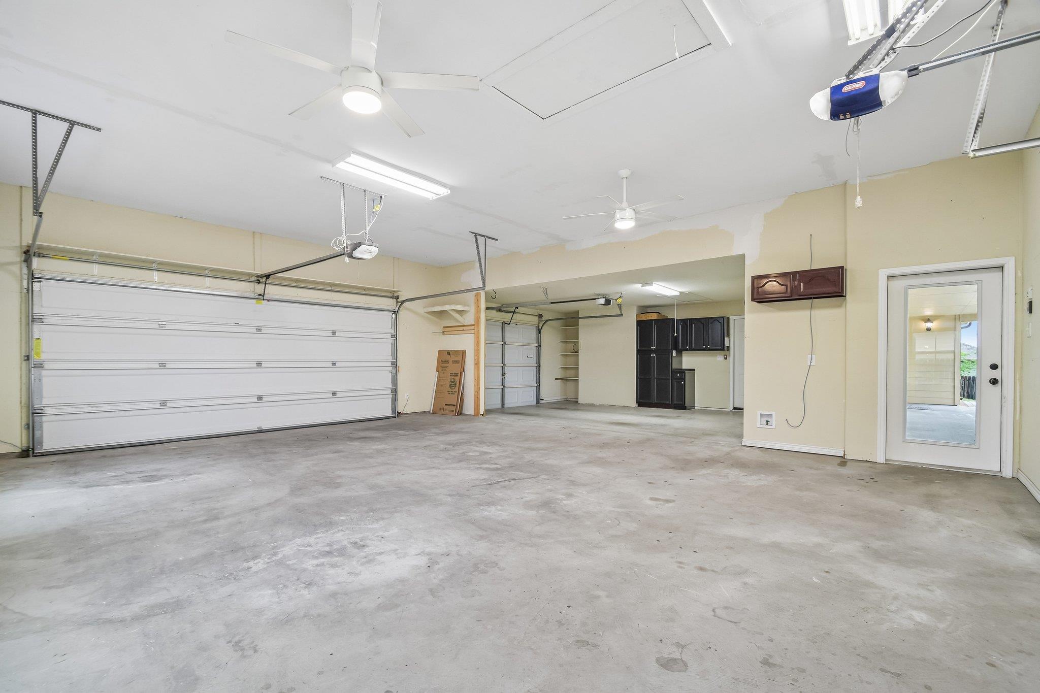 119 Hollys Way San Marcos TX 78666