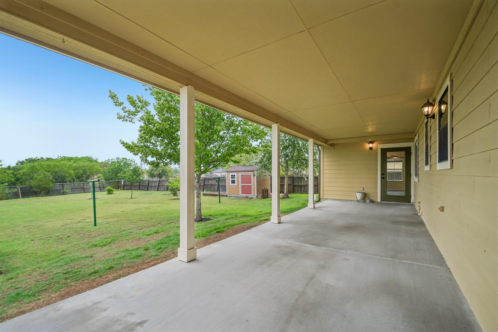 119 Hollys Way San Marcos TX 78666
