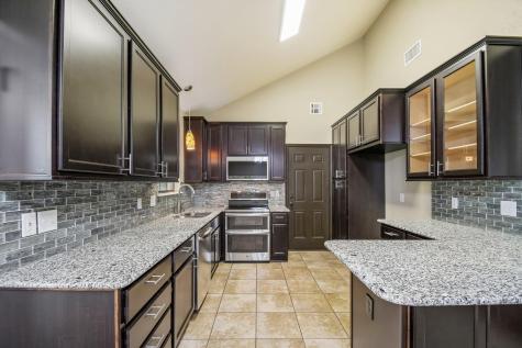 119 Hollys Way San Marcos TX 78666