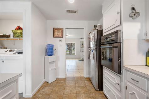 504 Marburger Street Smithville TX 78957