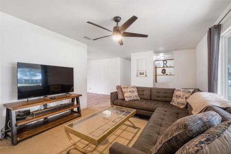 504 Marburger Street Smithville TX 78957