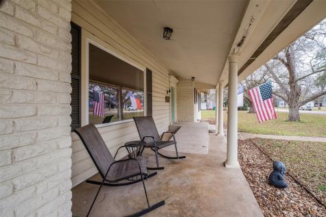 504 Marburger Street Smithville TX 78957