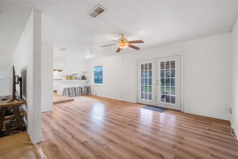 504 Marburger Street Smithville TX 78957