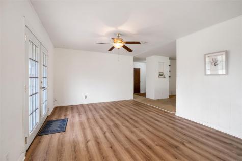 504 Marburger Street Smithville TX 78957