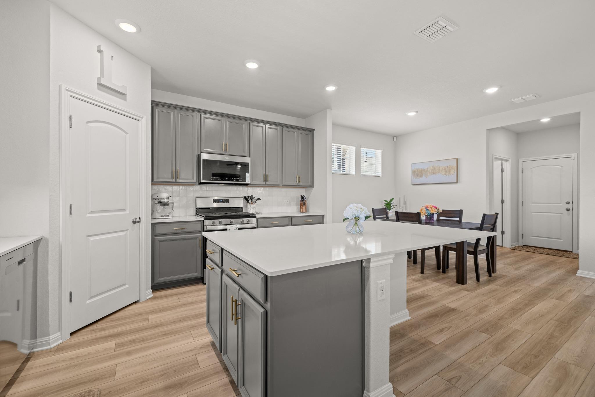 2049 Winston Way Leander TX 78641