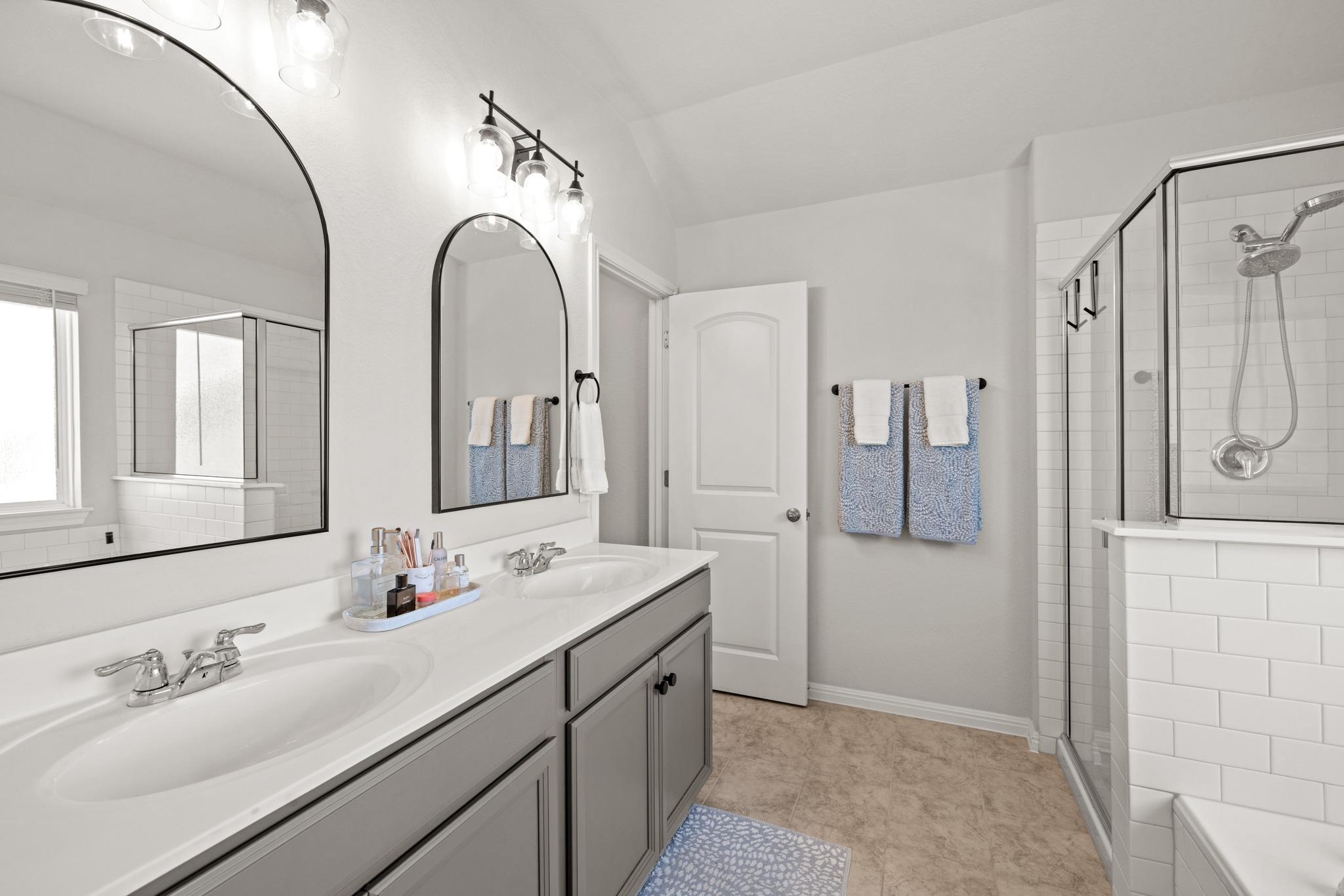 2049 Winston Way Leander TX 78641