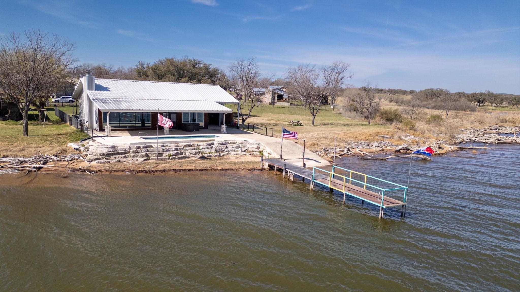 303 Lakeshore Loop Tow TX 78672