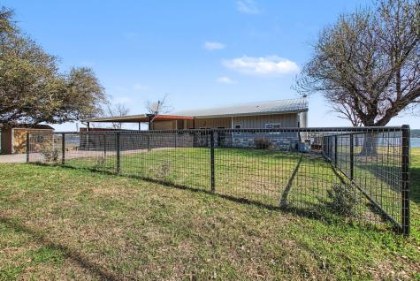 303 Lakeshore Loop Tow TX 78672