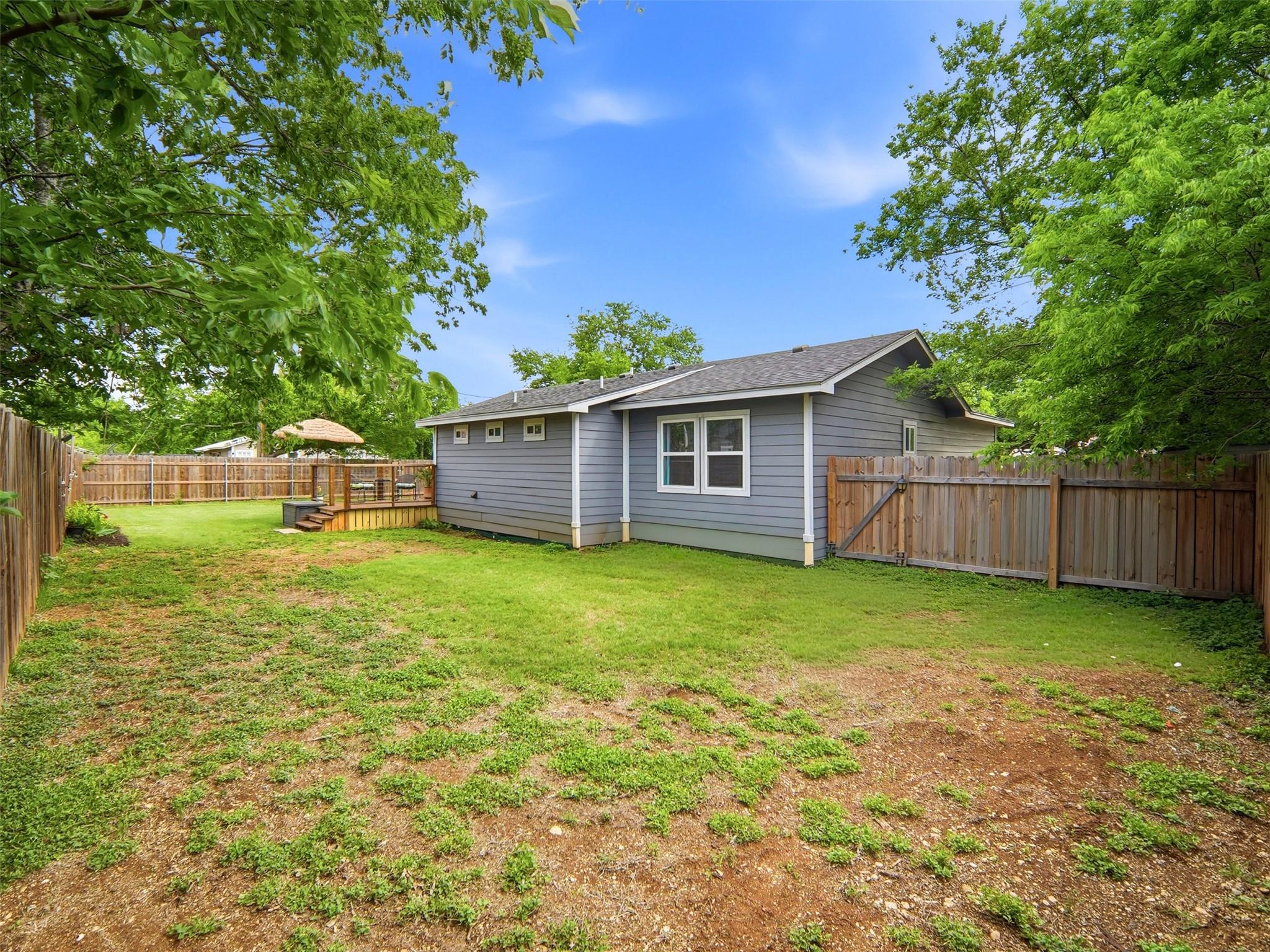 700 9th St Street Blanco TX 78606