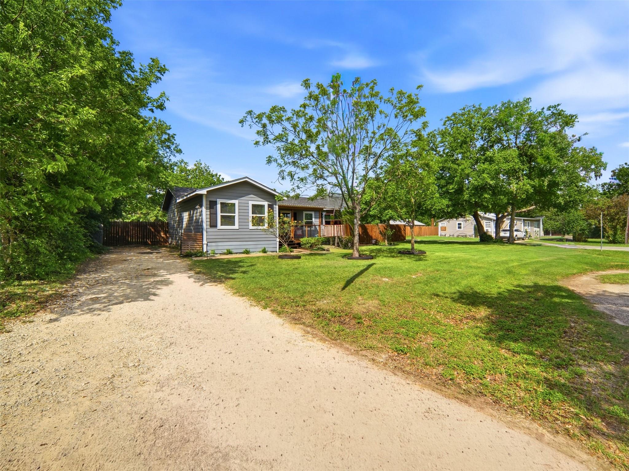 700 9th St Street Blanco TX 78606