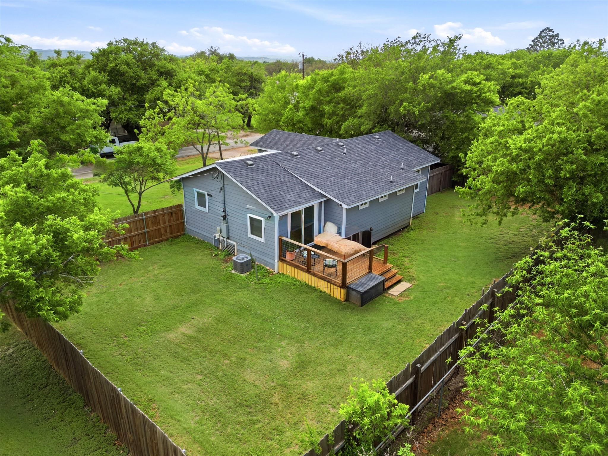 700 9th St Street Blanco TX 78606