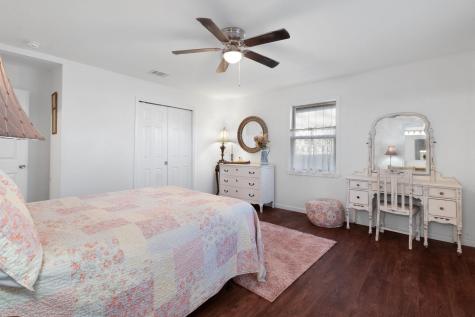 801 1/2 E Avenue C Lampasas TX 76550