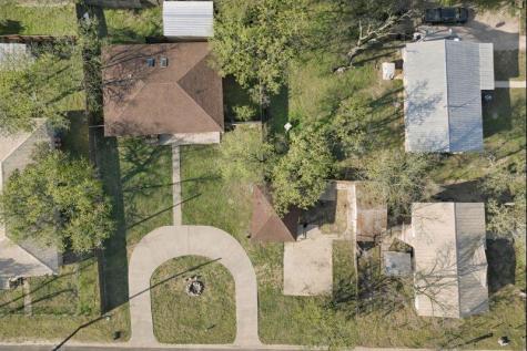 801 1/2 E Avenue C Lampasas TX 76550