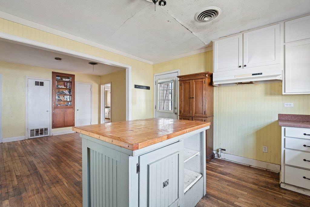 701 N Washington Street La Grange TX 78945