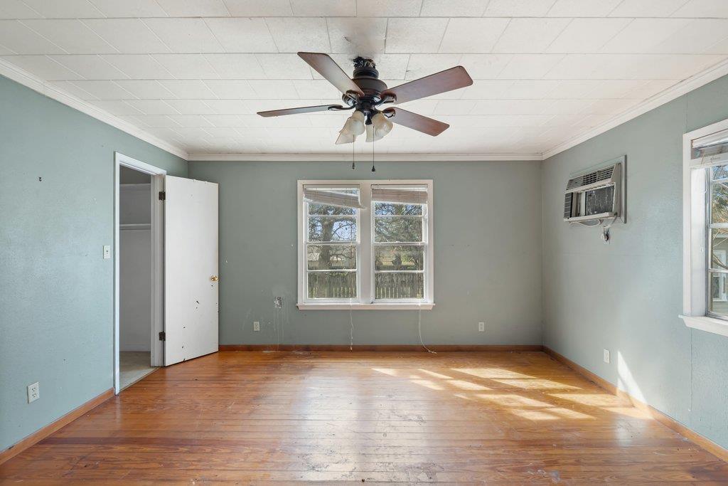 701 N Washington Street La Grange TX 78945