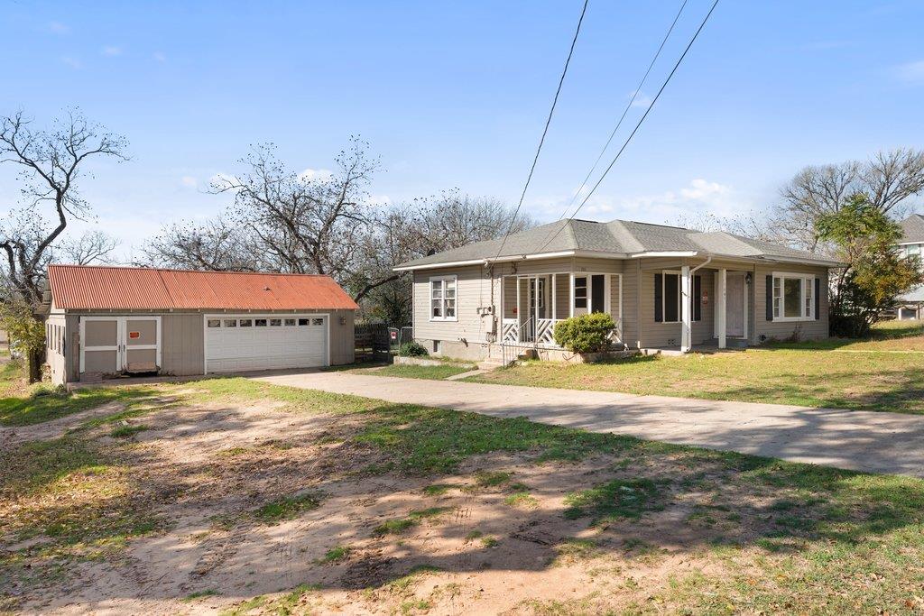 701 N Washington Street La Grange TX 78945