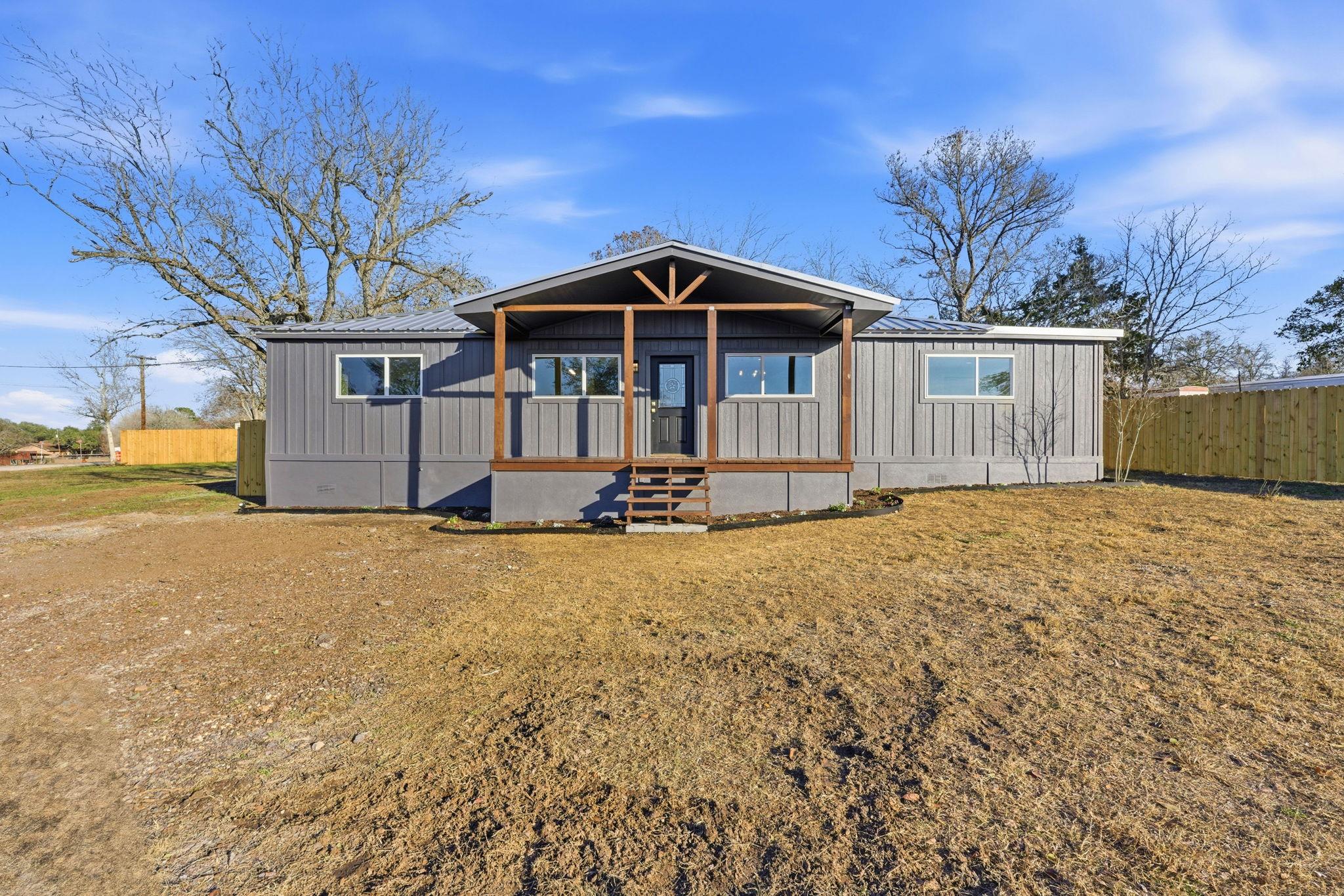 105 Willow Drive Flatonia TX 78941