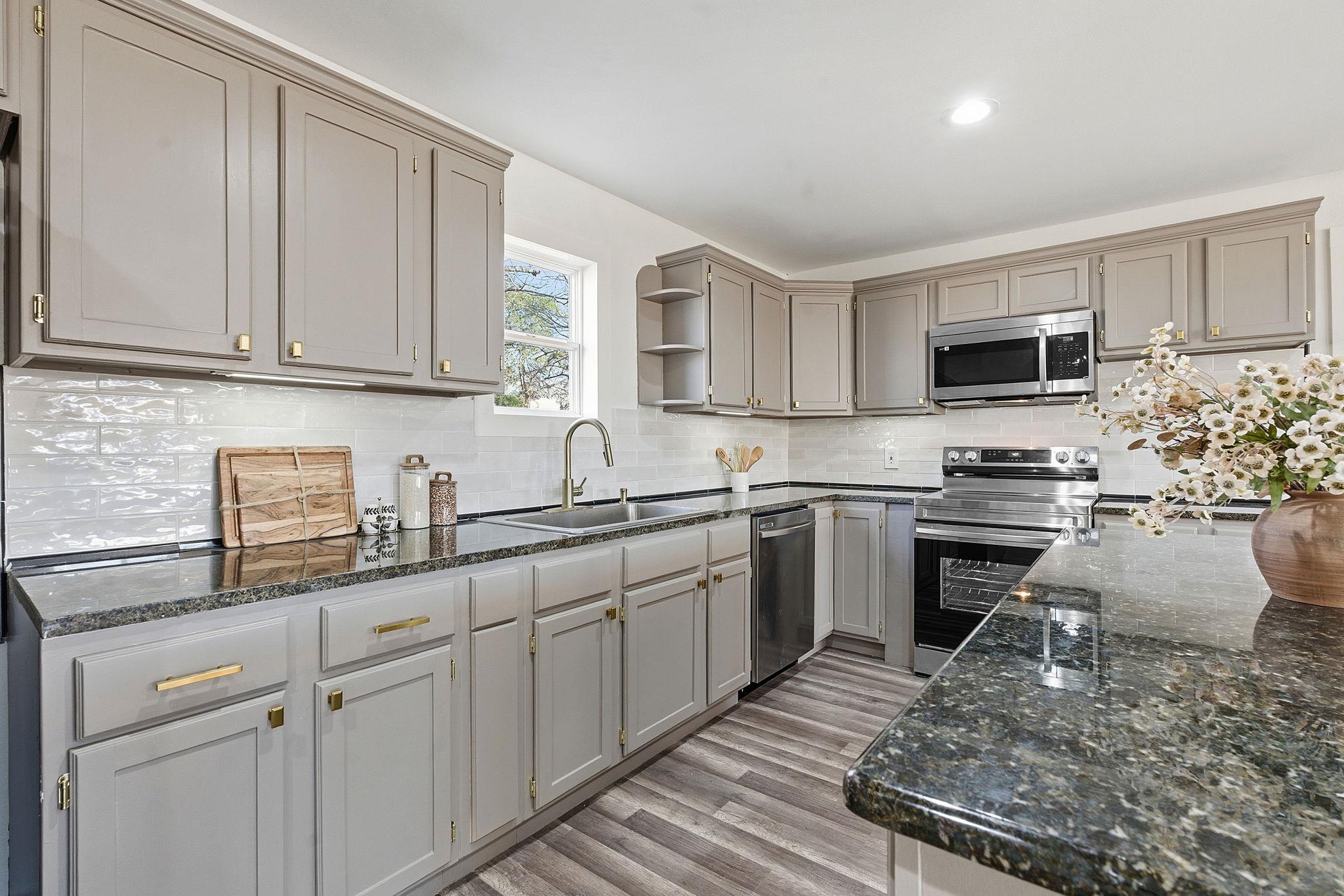 105 Willow Drive Flatonia TX 78941