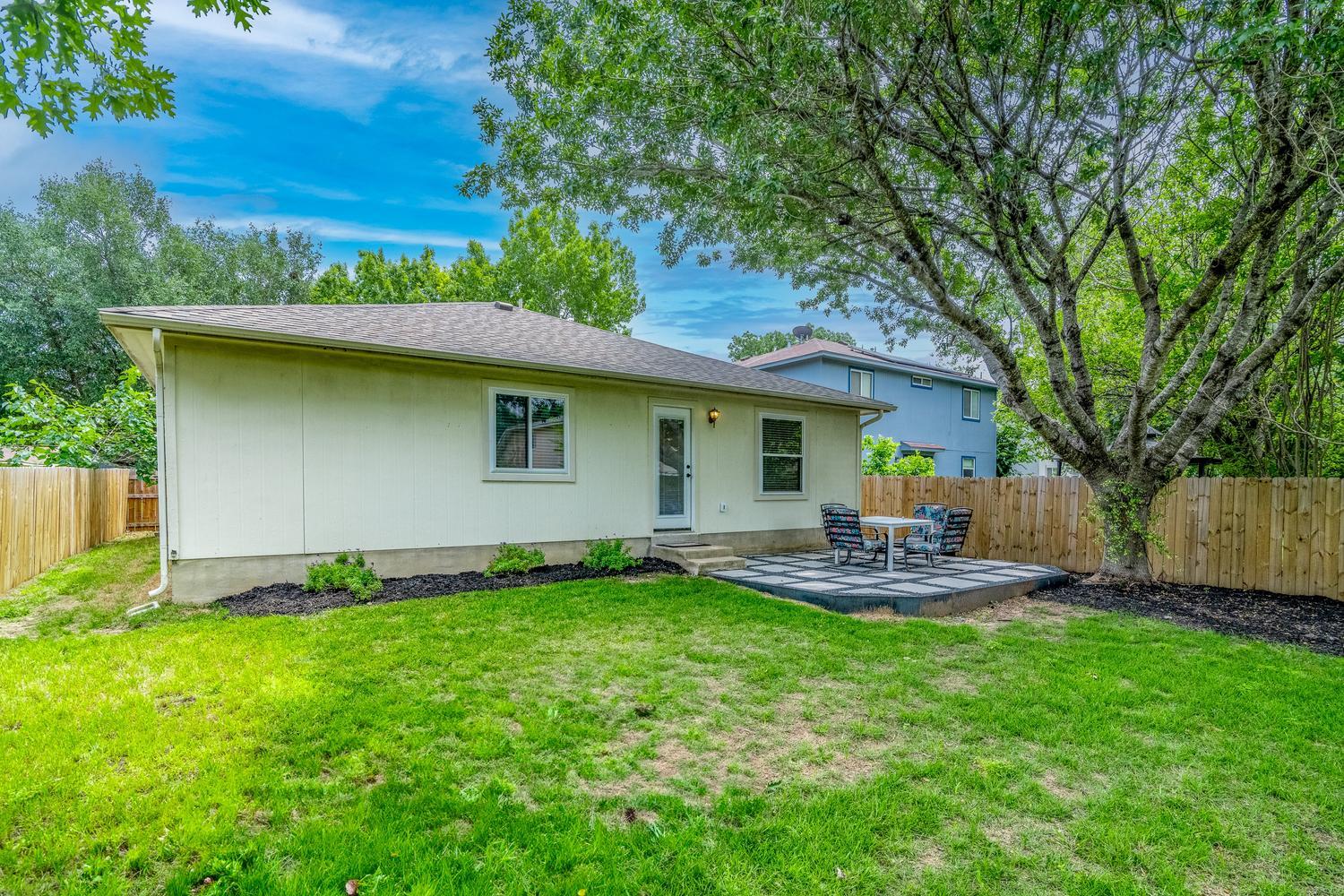 8216 Flaxen Drive Austin TX 78747