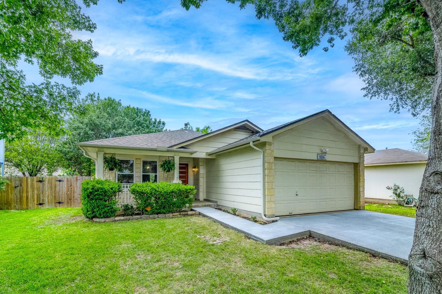 8216 Flaxen Drive Austin TX 78747