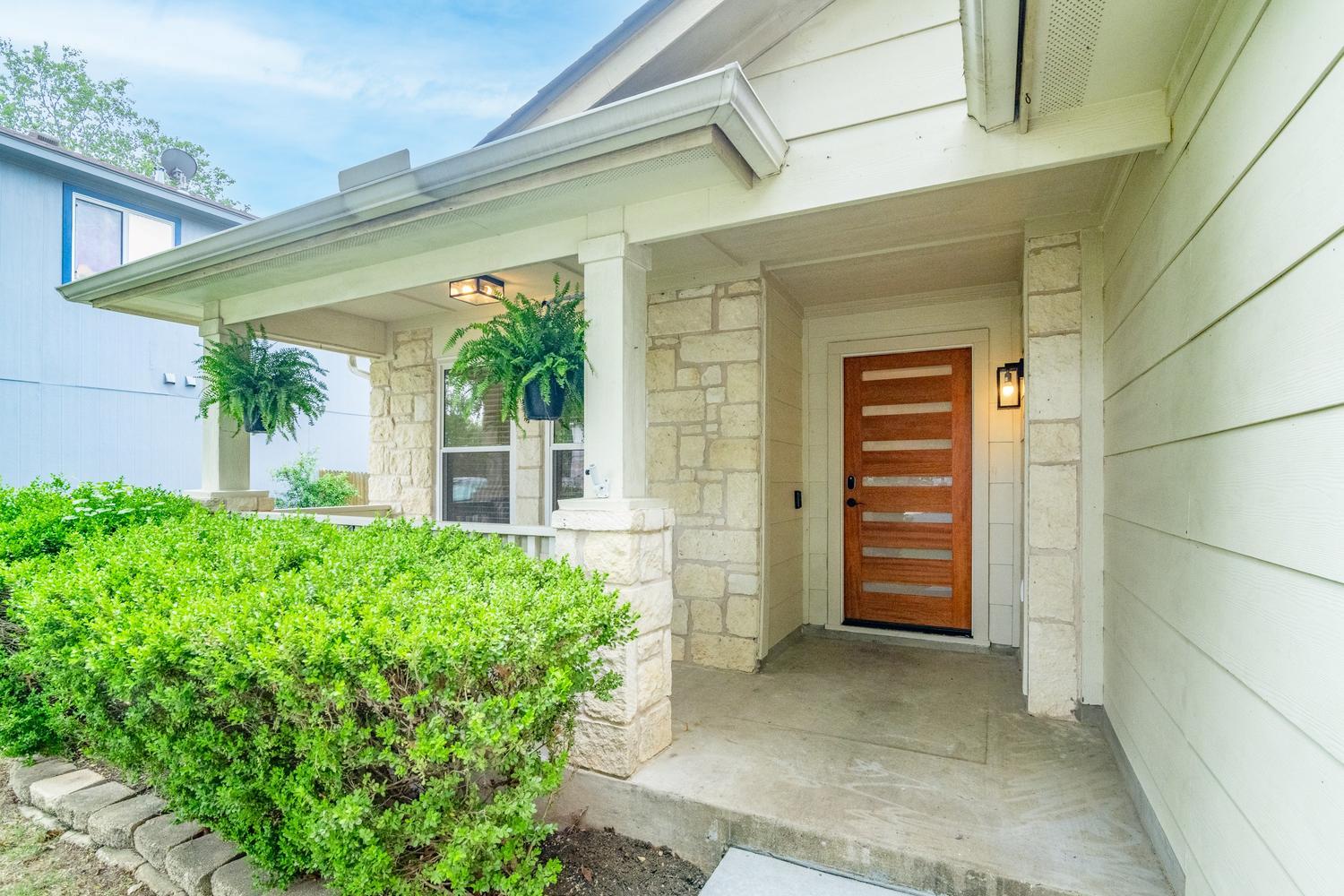 8216 Flaxen Drive Austin TX 78747