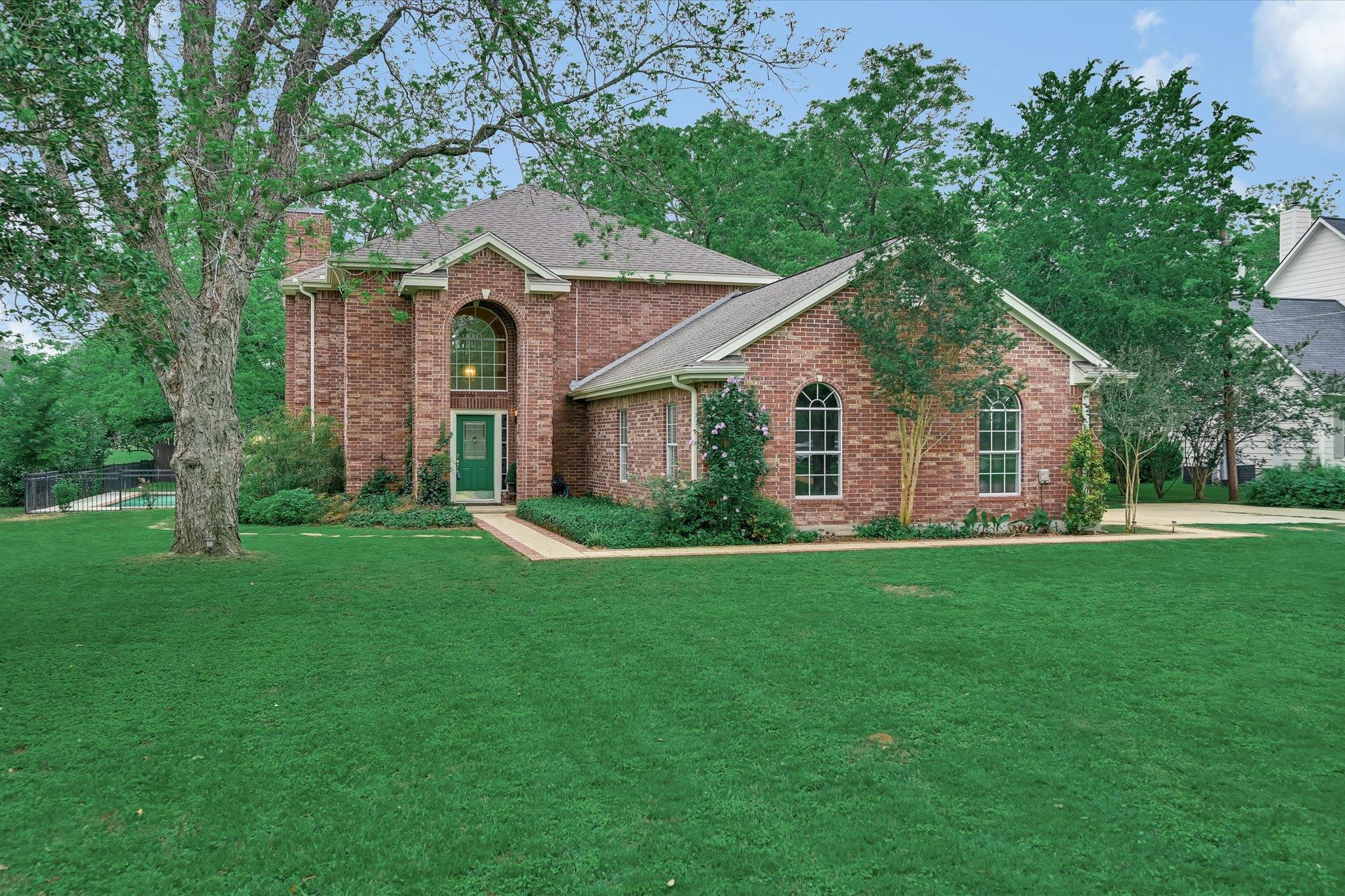 220 2 Mile Lane Smithville TX 78957