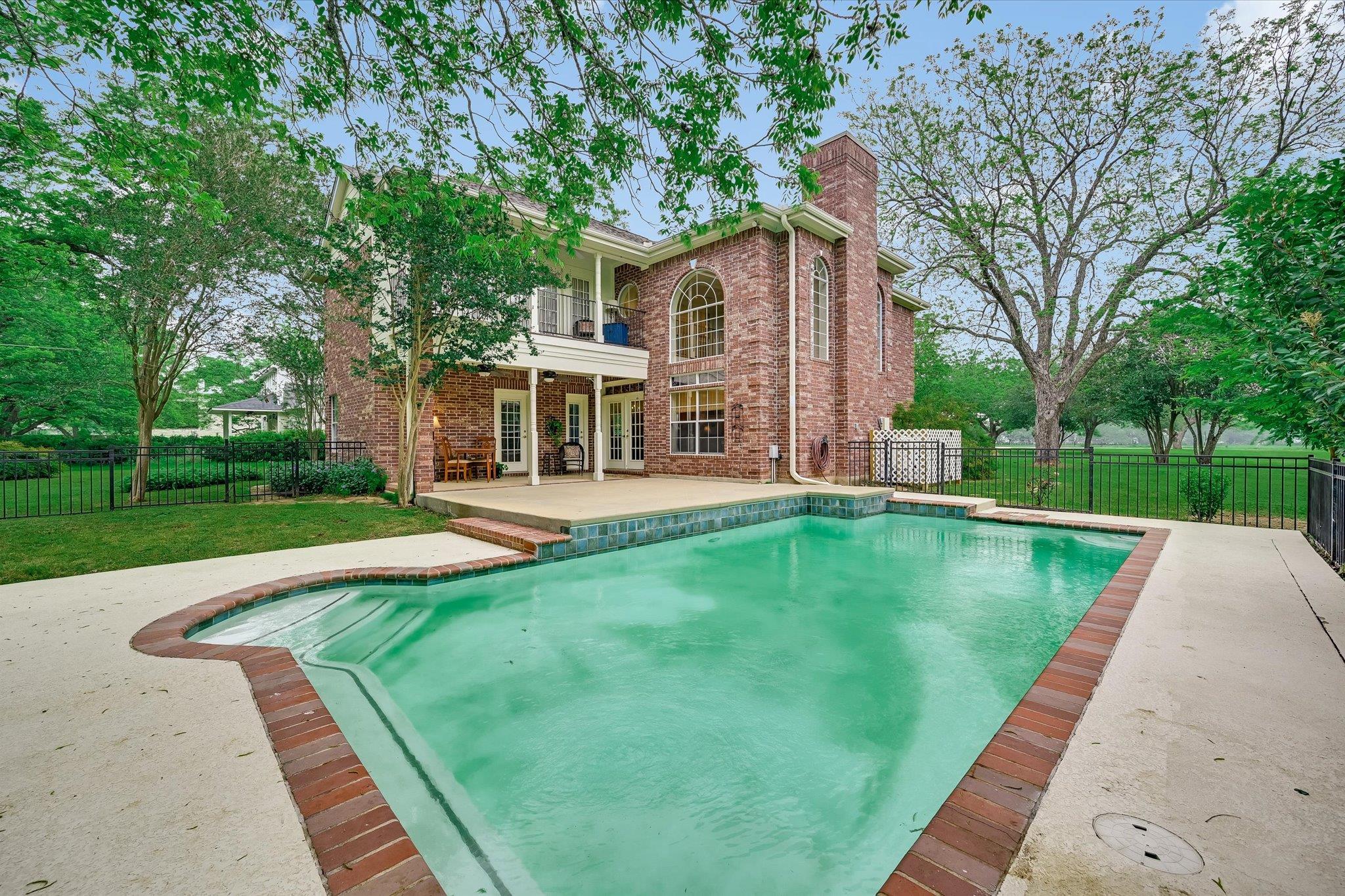 220 2 Mile Lane Smithville TX 78957