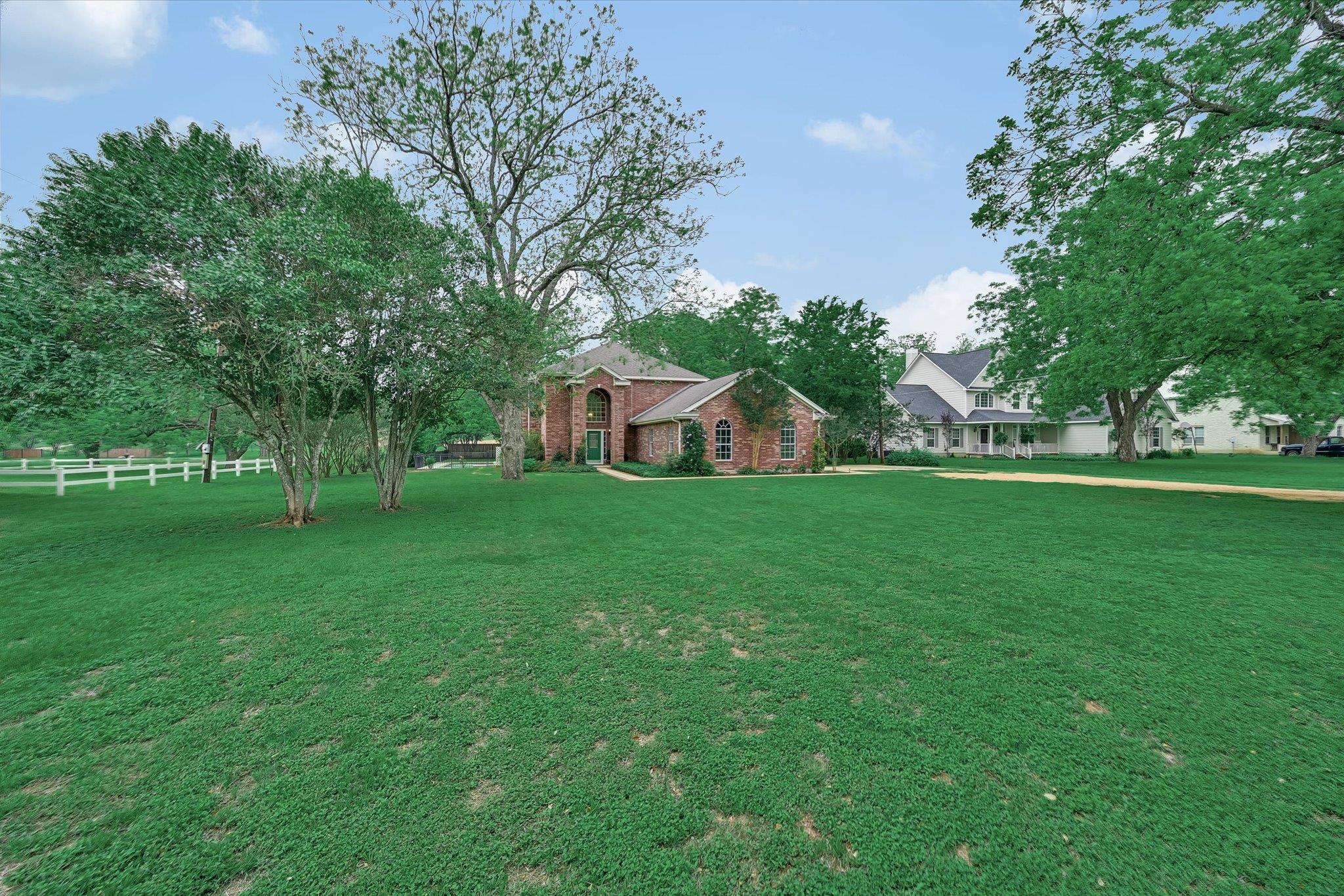 220 2 Mile Lane Smithville TX 78957