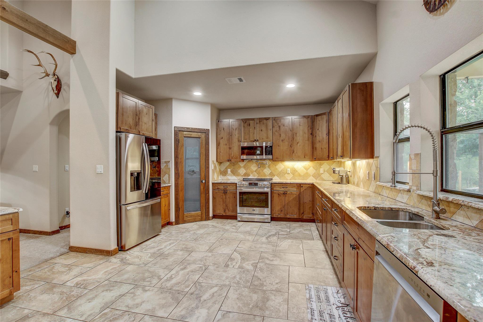 18197 Fm 619 Elgin TX 78621
