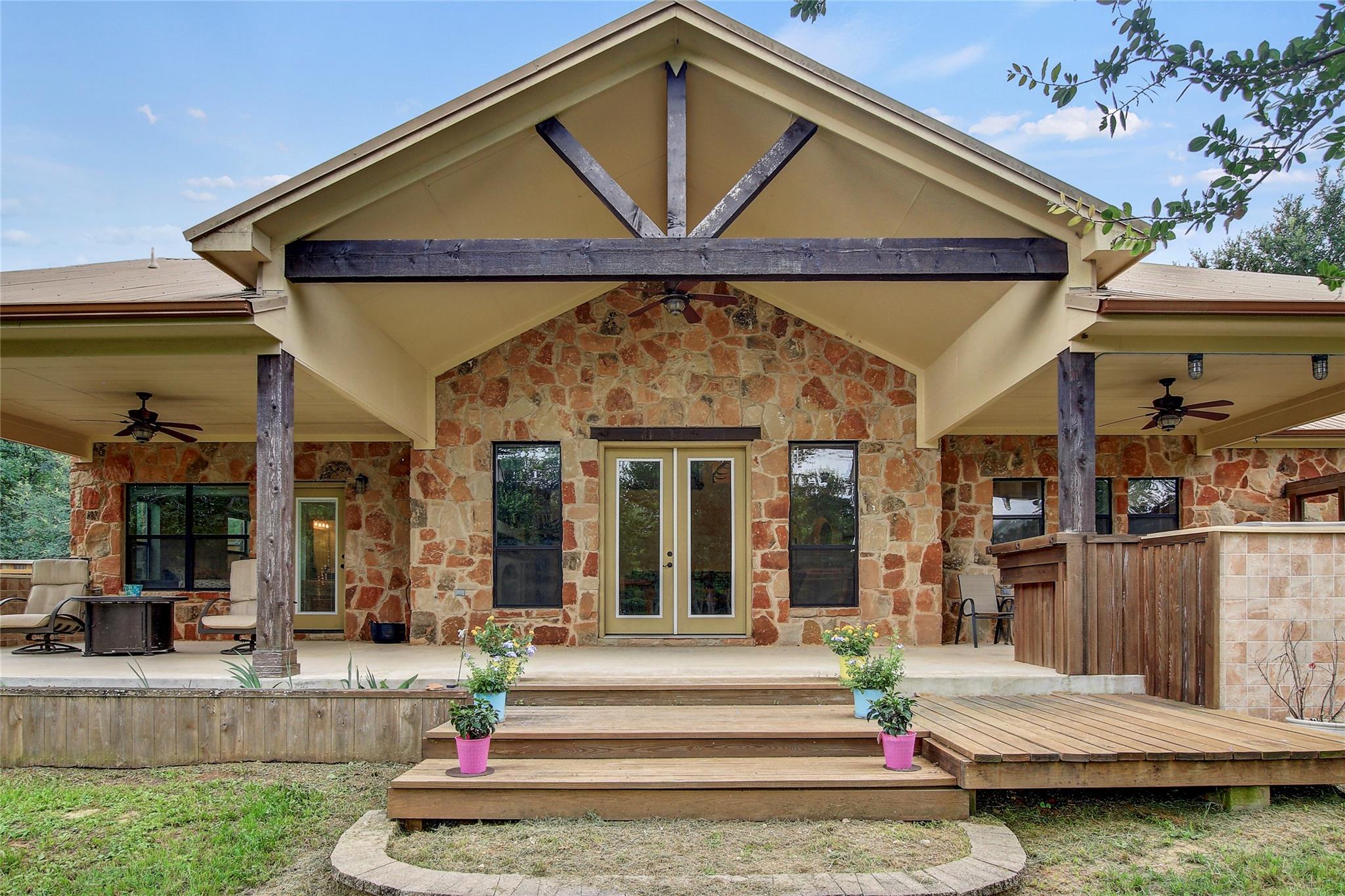 18197 Fm 619 Elgin TX 78621