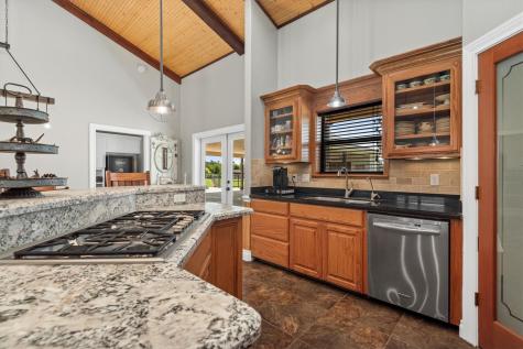 3759 Cr 126 Bedias TX 77831