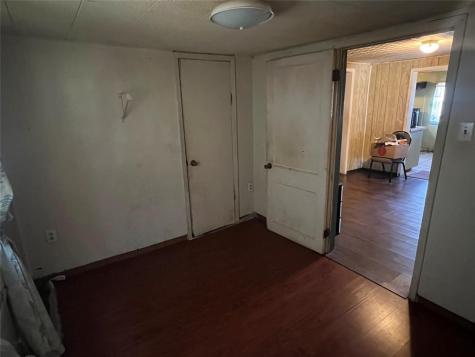 109 W Crockett Street Giddings TX 78942