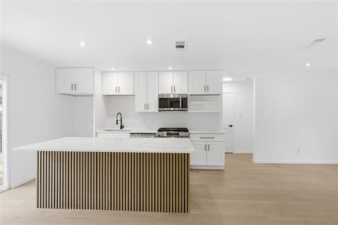 4400 Dovehill Drive Austin TX 78744