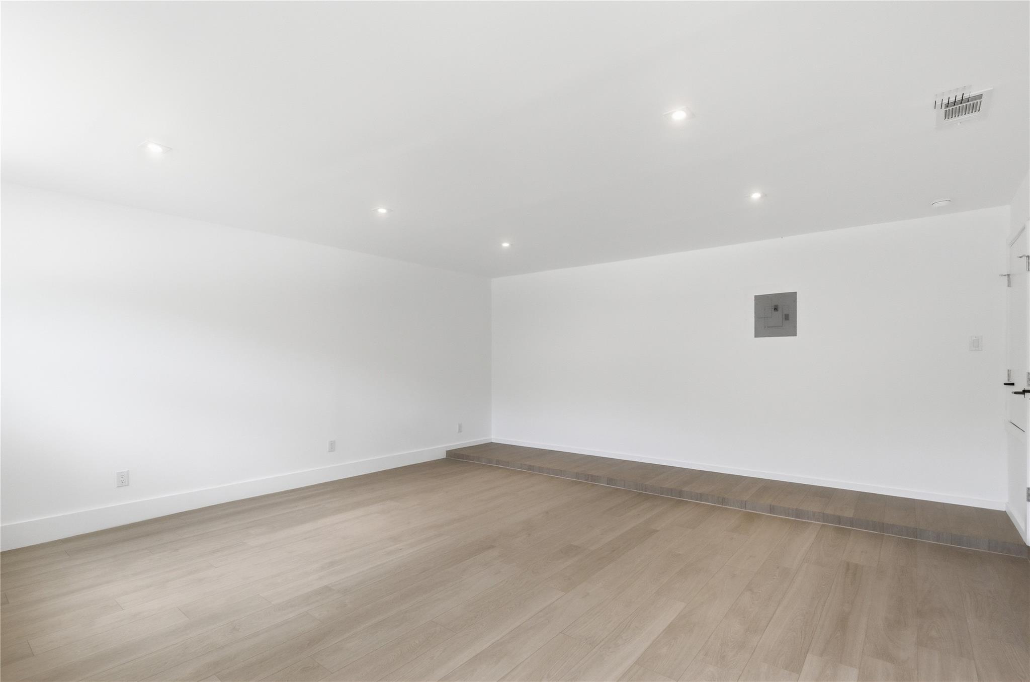 4400 Dovehill Drive Austin TX 78744