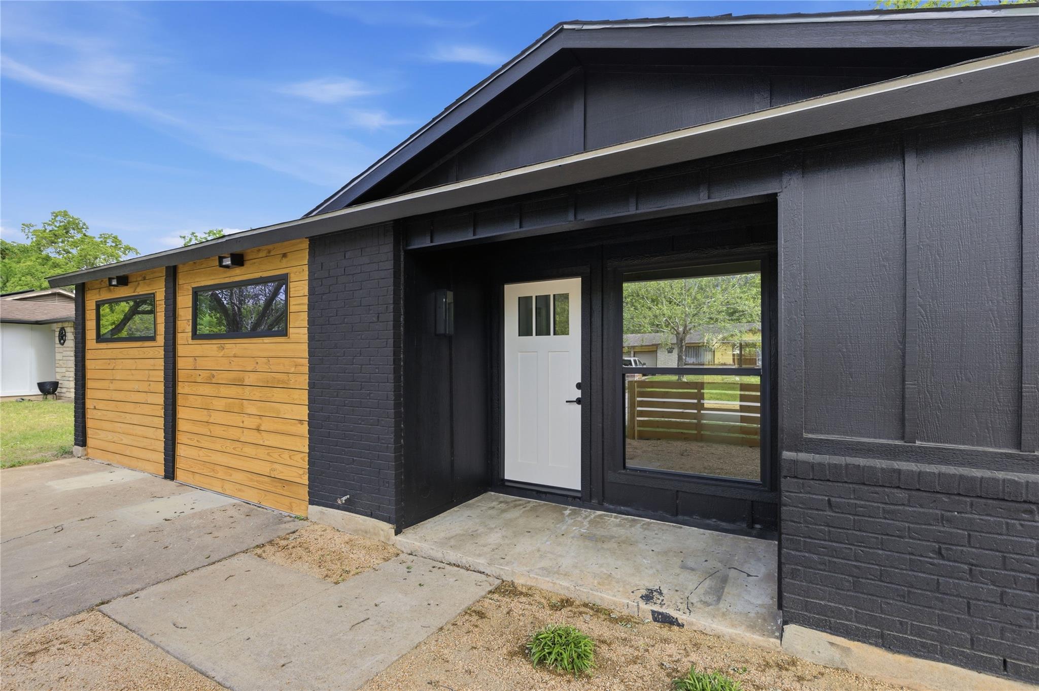 4400 Dovehill Drive Austin TX 78744