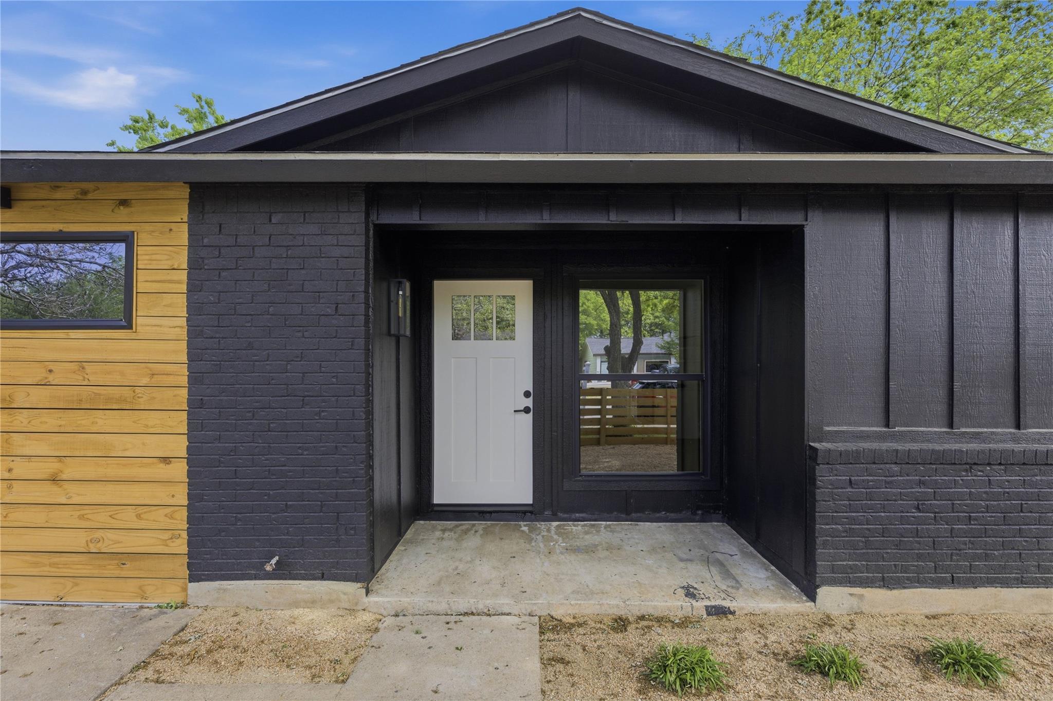 4400 Dovehill Drive Austin TX 78744
