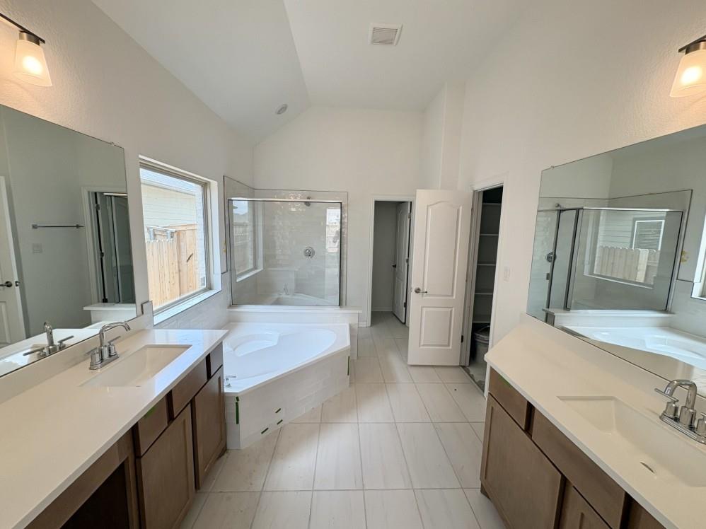 25608 Becky Bourn Lane Elgin TX 78621