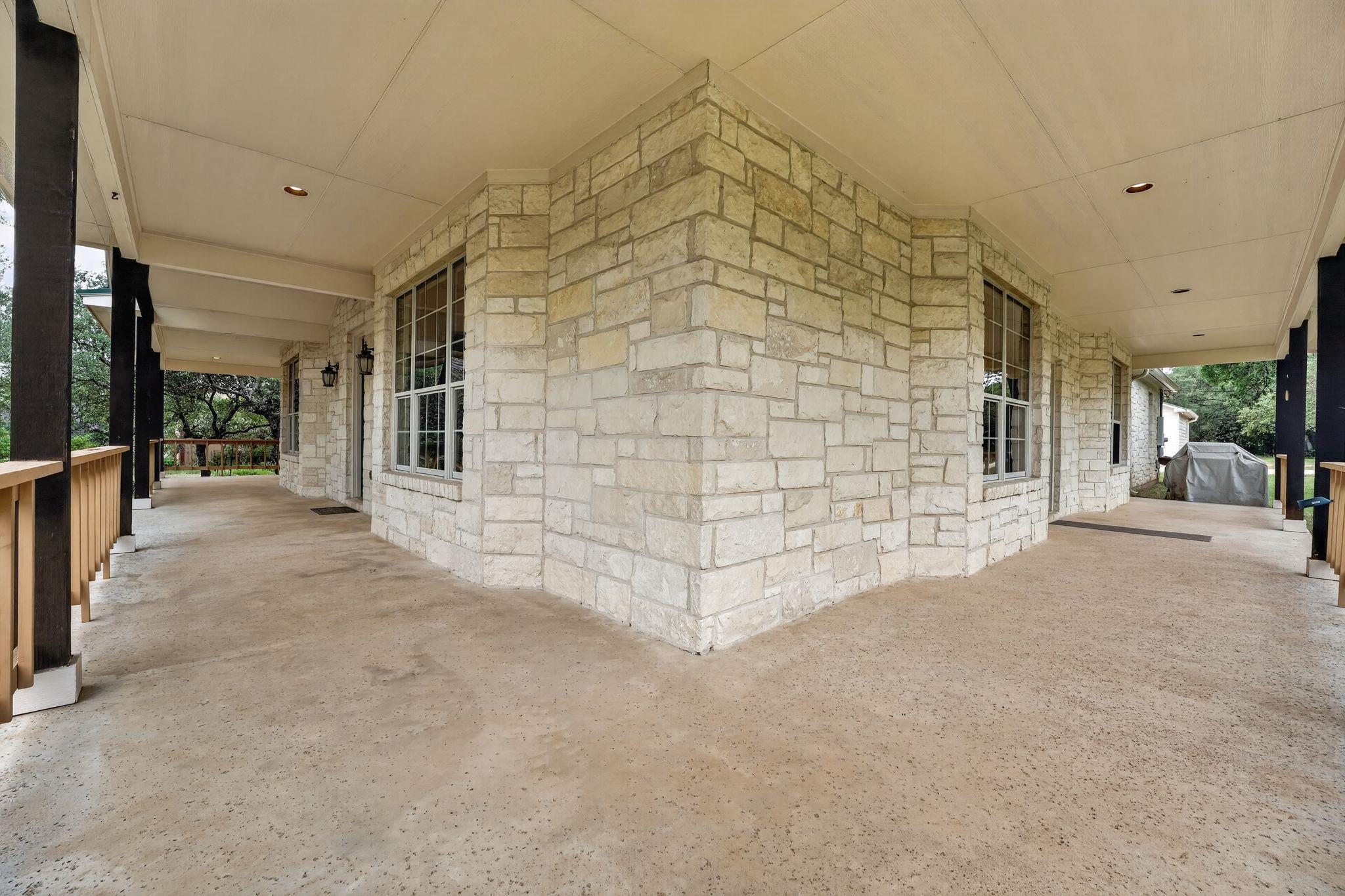 400 Barton Creek Drive Dripping Springs TX 78620