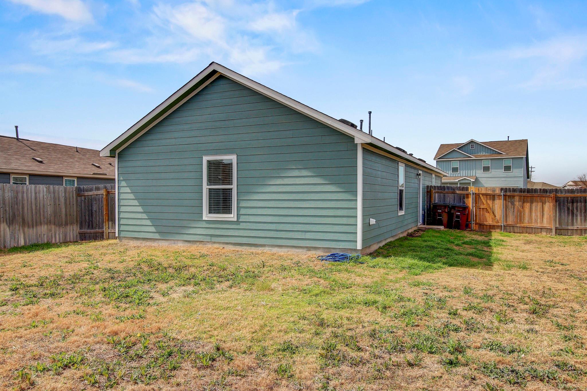 420 Halfmoon Drive Lockhart TX 78644