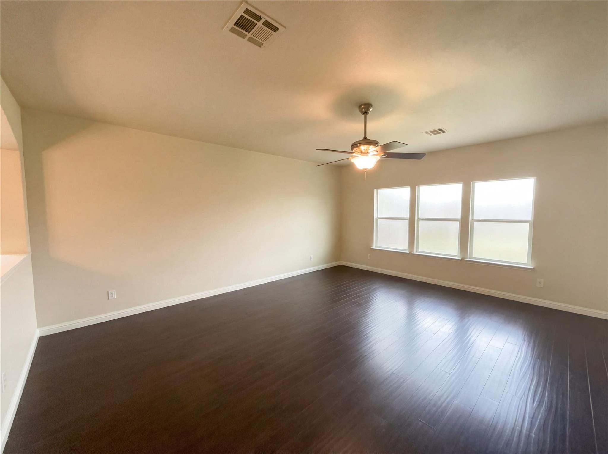 128 Inman Drive Hutto TX 78634